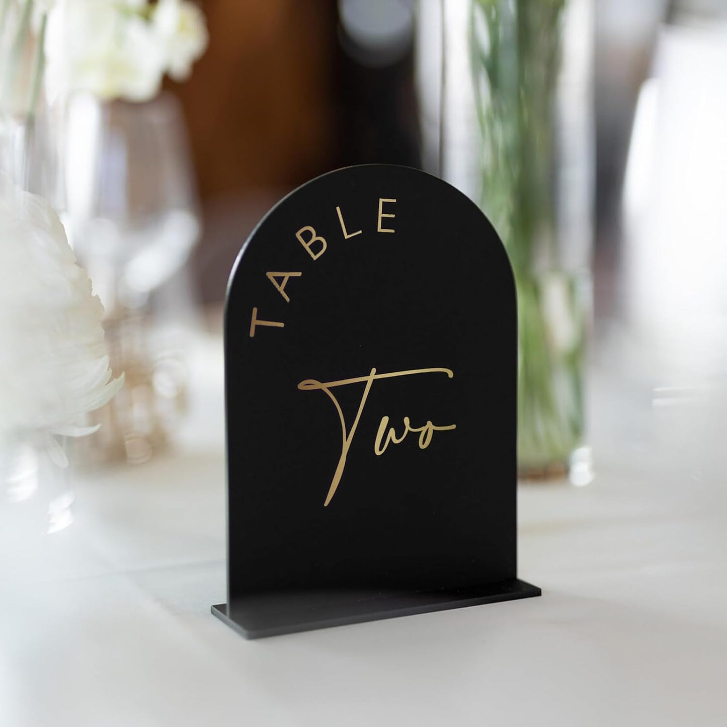 Black Arch Wedding Table Numbers 1-30 with Stands, 5x7 Inch Arch Acrylic Sign Black and Gold Lettering, Arch Acrylic Table Numbers for Wedding Reception