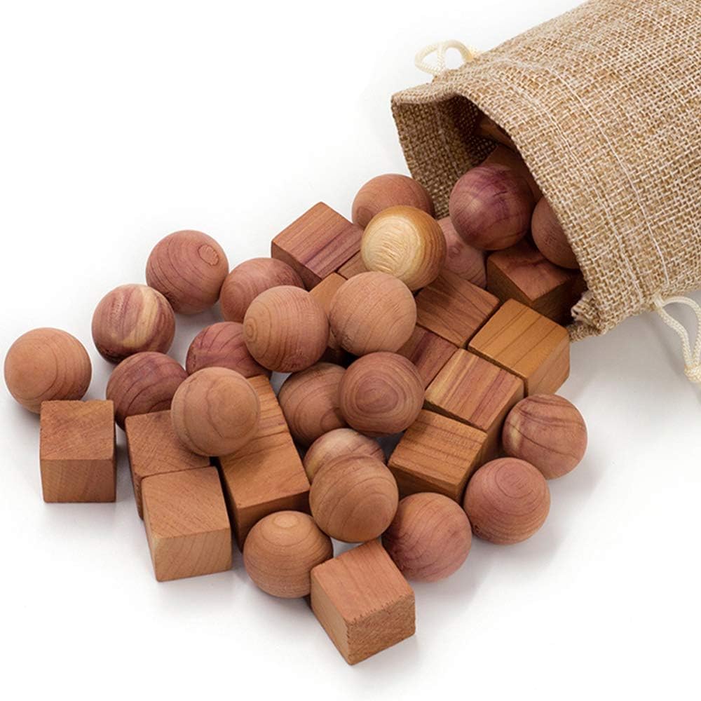 Lucky Monet 25/50/100PCS Burlap Gift Bags Wedding Hessian Jute Bags Linen Jewelry Pouches with Drawstring for Birthday, Party, Wedding Favors, Present, Art and DIY Craft (50Pcs, Coffee, 3” x 4”)