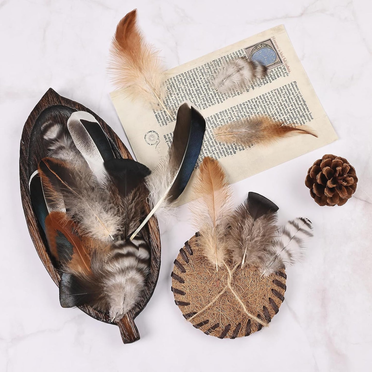 MAOFENG 120pcs 7 Styles Natural Bulk Feathers Assorted Mixed Feathers for DIY Crafts Dream Catcher Wedding Hair Hats Decoration,Guinea Fowl Feathers