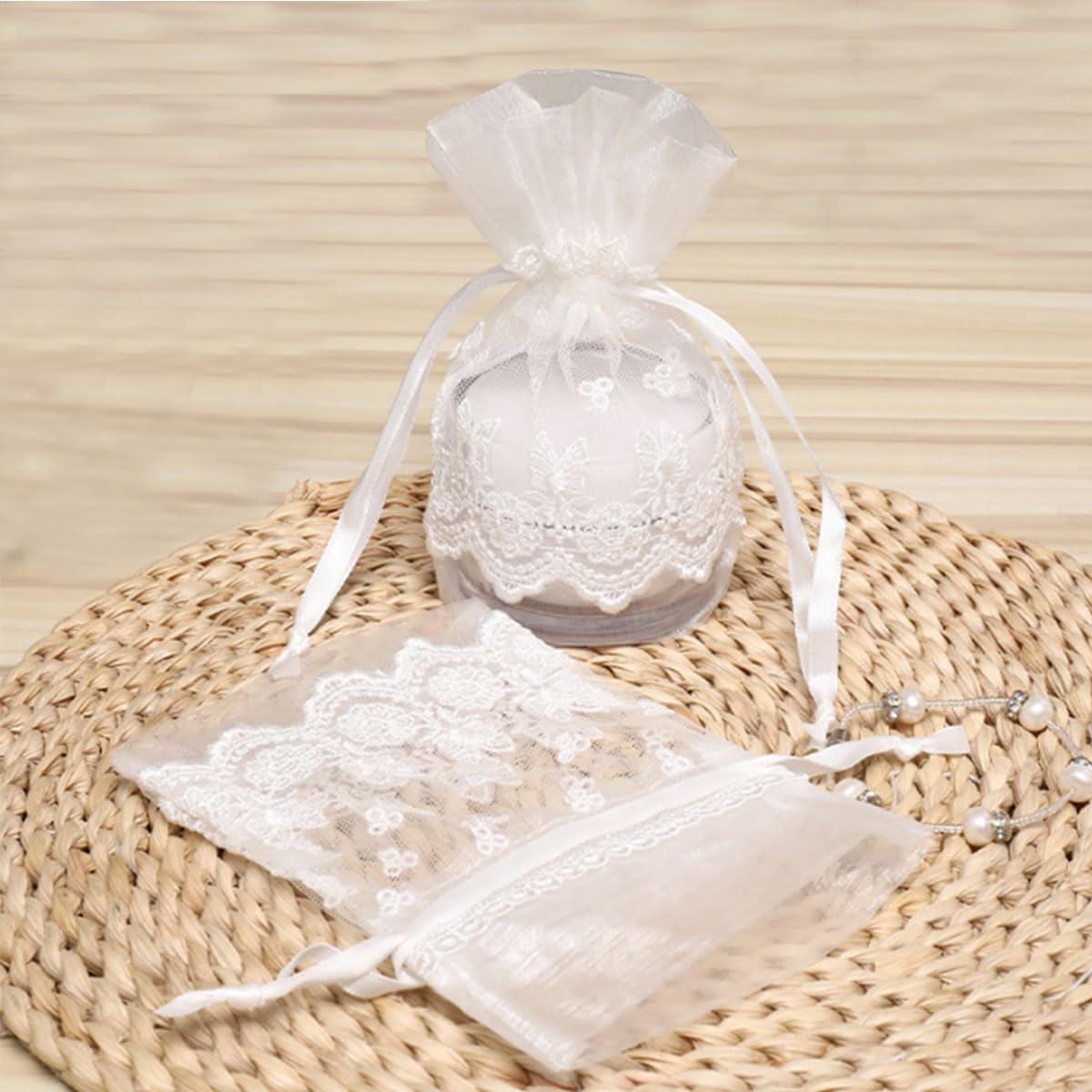 Ewanda store 10Pcs Lace Organza Drawstring Bags White Butterfly Lace Bag for Wedding Christmas Birthday Party Favors Jewelry Pouches