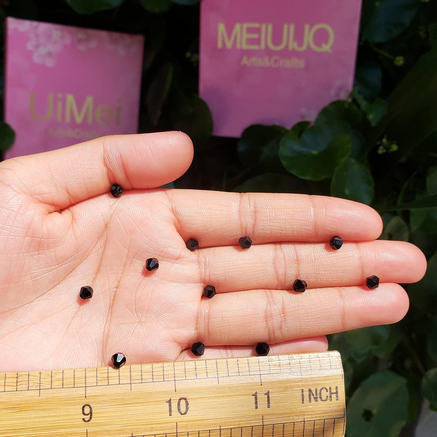 4mm Bicone 1800Pcs Black Crystal Glass Beads Small Faceted Bicone Shape Crystal Glass Spacer Beads for Bracelet Necklace Decorative Hand Jewelry Making (Black, 4MM)