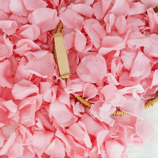 200Pcs Dried Real Pink Rose Petals, Preserved Flower Petals 1.75oz for Gifts Wedding Party Decor, Flower Girl, Dinner Table Centerpieces, Bridal Shower, Confetti