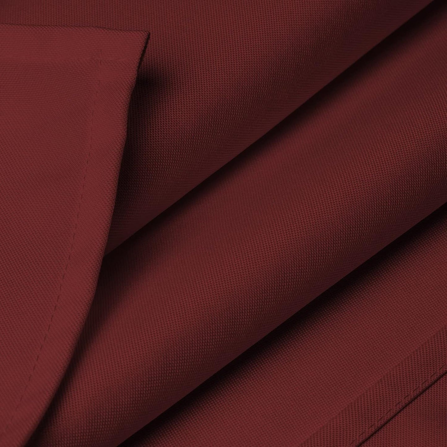 Lann's Linens - 70" Square Premium Tablecloth for Wedding/Banquet/Restaurant - Polyester Fabric Table Cloth - Burgundy