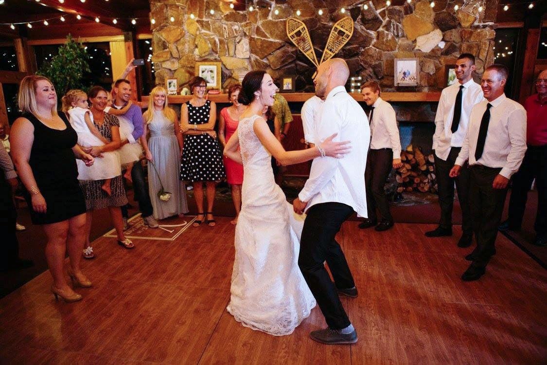 Big Floors 3X3DKMAPLEFLOOR Interlocking Lightweight Plastic Modular Dance Floor Kit (3' x 3'), Dark Maple, 21 Piece