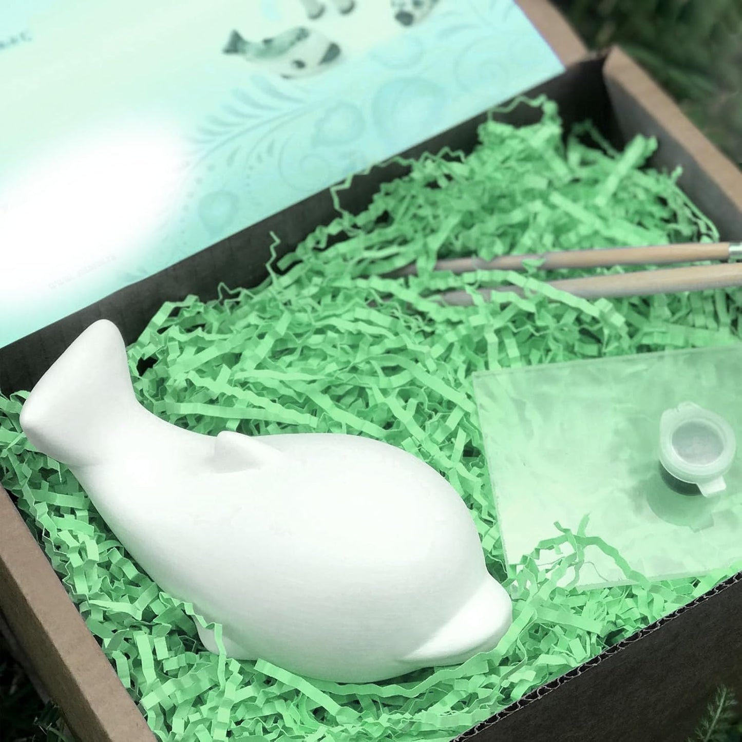 Zankubom 1 LB Light Green Crinkle Cut Paper Shred Filler Great for Gift Wrapping, Light Green Basket Fillers, Birthday, Halloween Thanksgiving Christmas Easter Party Decor Filling Supplies