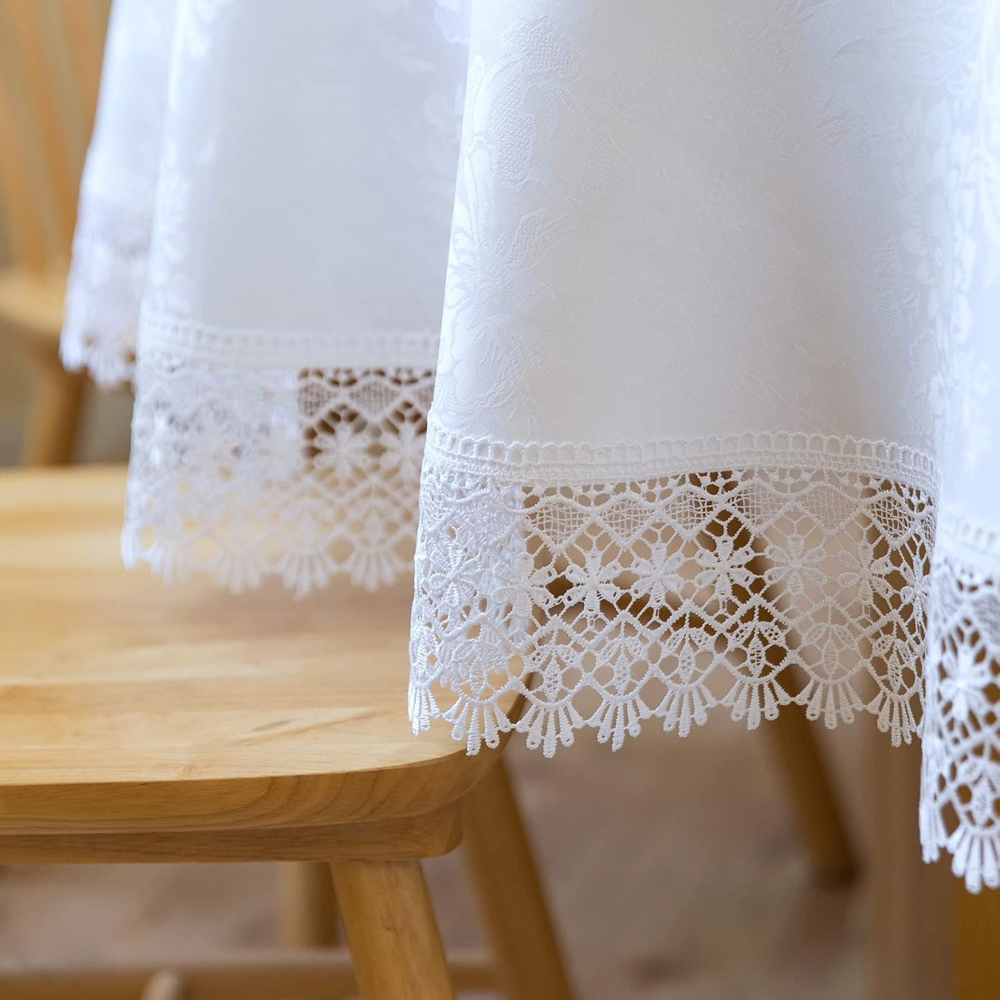 White lace Premium Round Farmhouse Tablecloth Waterproof OilProof SpillProof AntiShrink Soft Wrinkle Resistant Decorative Fabric Table Cover Kitchen Dinning Party Wedding Banquet