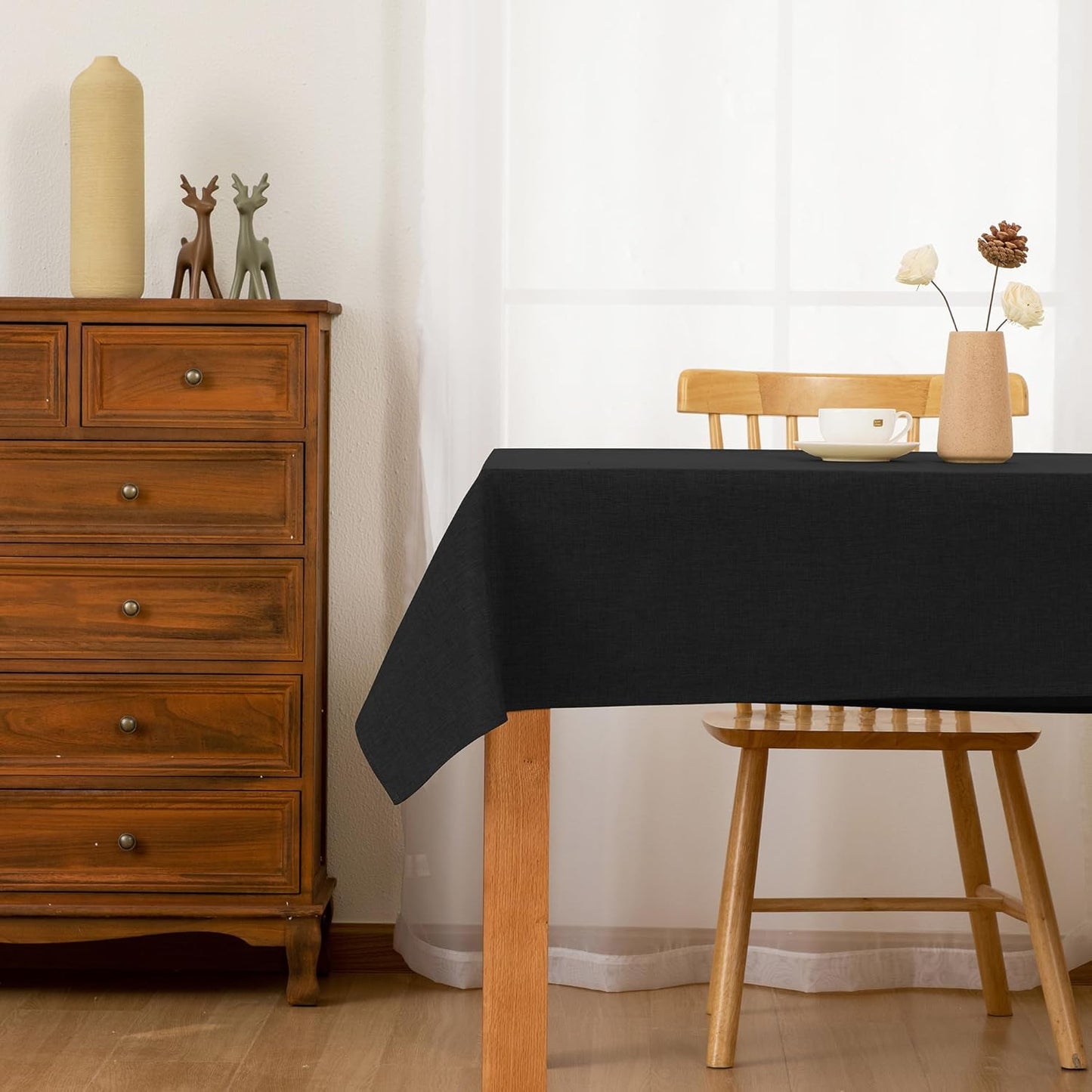 Hiasan Faux Linen Rectangle Tablecloth - Wrinkle and Stain Resistant Washable Table Cloth for Kitchen Dining Room Holiday Table Cover for Dinner, Black, 70 x 140 Inch