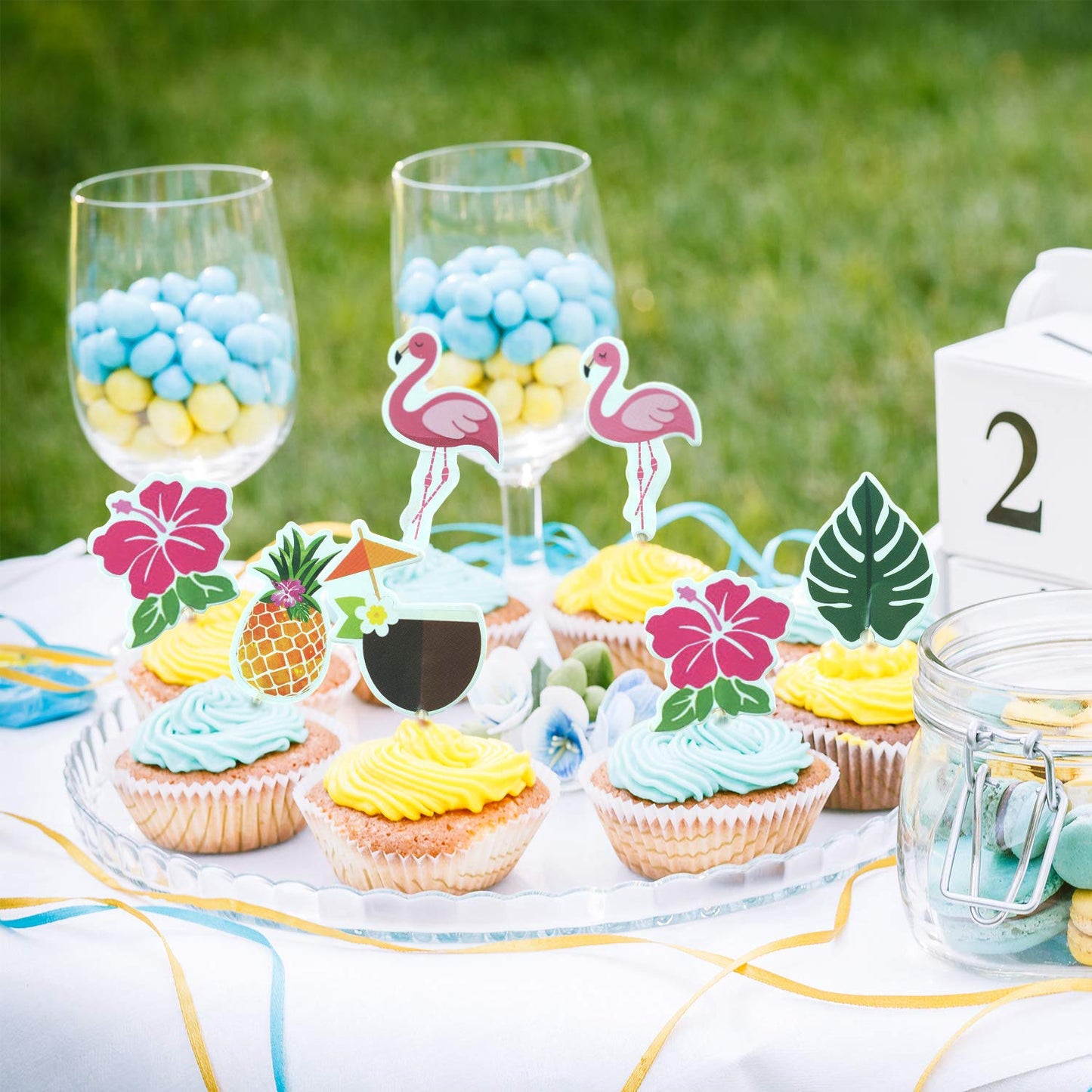 Luau Cupcake Toppers Tropical Cake Decorations Hawaiian Toothpicks Sticks with Flamingo Pineapple Palm Leaves Shape Picks for Summer Beach Theme Party Favors Supplies, 6 Styles (72)