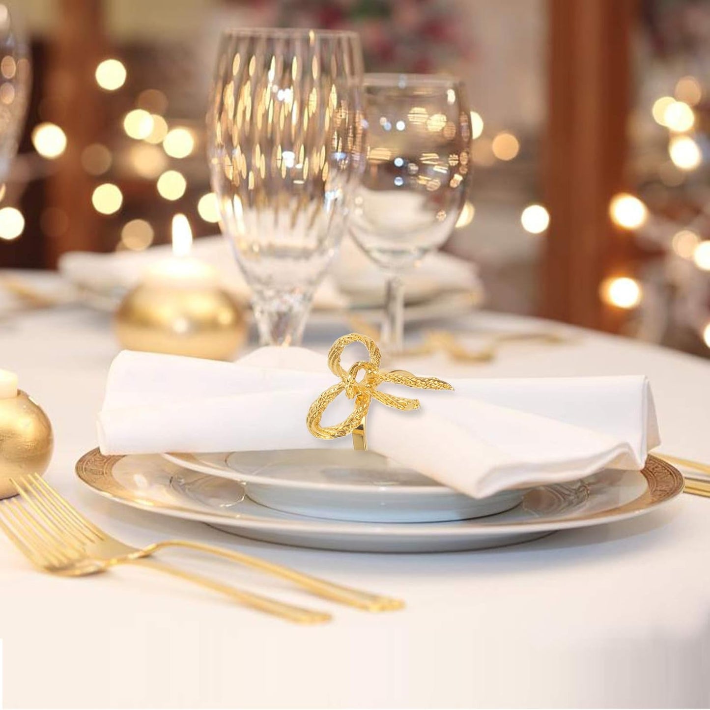 Pack of 12 Napkin Rings Alloy Hollow Out Flower Napkin Holder Dinning Table Napkin Ring for Dinner Parties Wedding Banquet Table Setting Family Gatherings Table Decor（Gold，12）