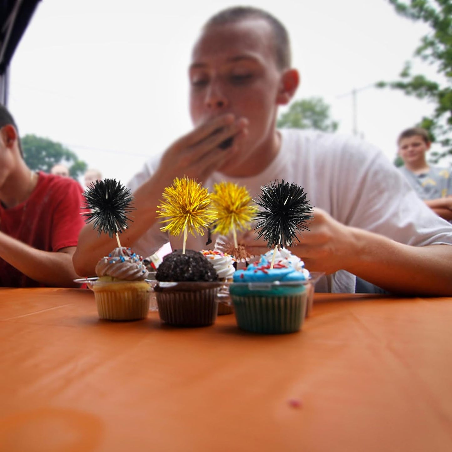 Gyufise 30Pcs Foil Firework Cupcake Toppers Sparkle Tinsel Cake Toppers Tinsel Drink Cake Decoration Cocktail Picks for Birthday Wedding Graduation Party Supplies Gold Black