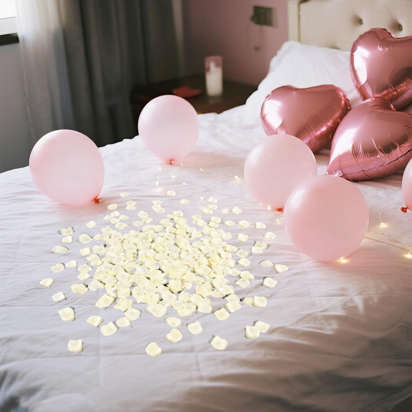 1000 Pcs Beige Rose Petals Artificial Silk Flower Petals Romantic Decorations for Wedding Engagement Birthday Event Anniversary Party Backdrop Supplies