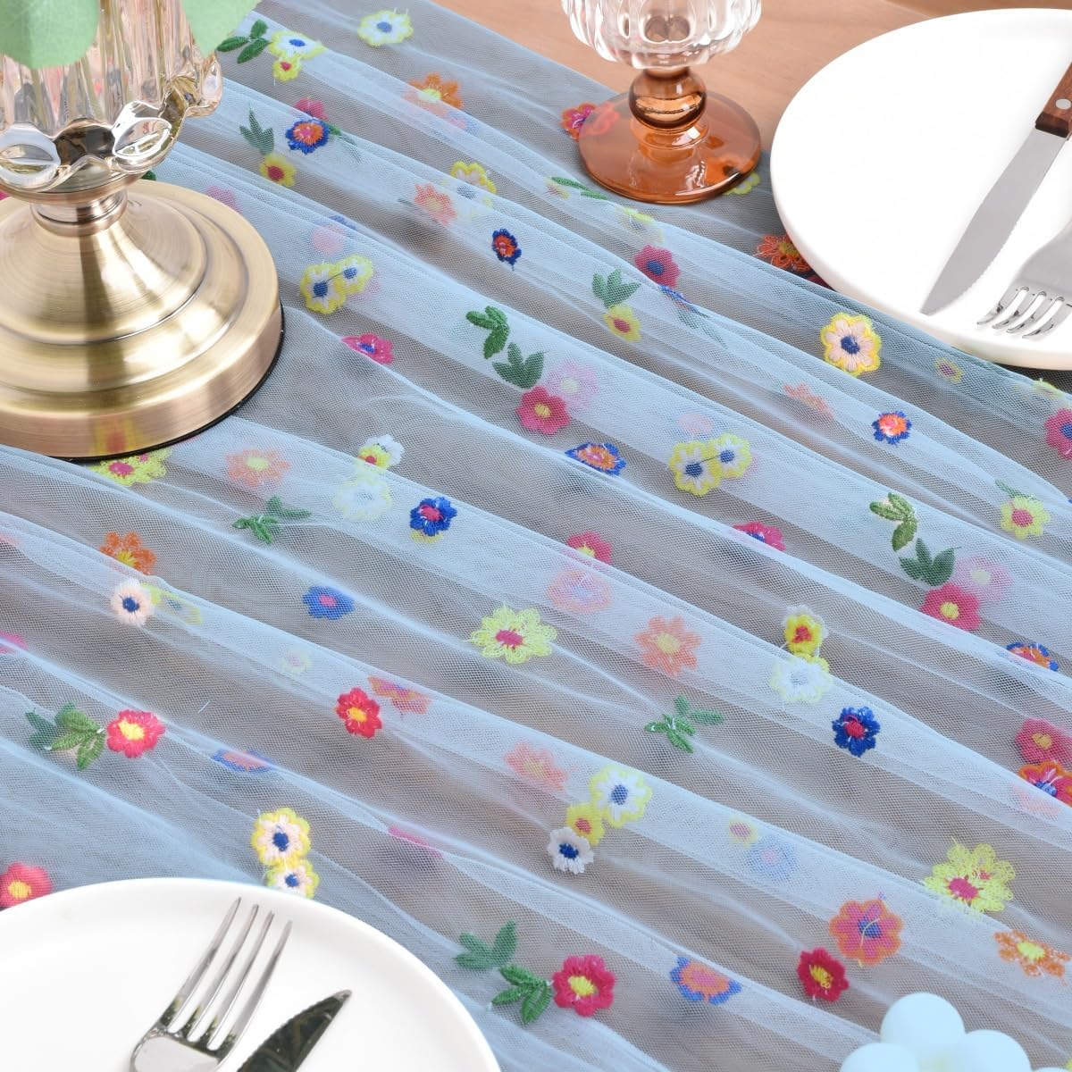 Joanlody 3pcs Blue Embroidery Daisy Fall Thanksgiving Table Runner Florals Seasonal Tulle Table Runner Holiday Kitchen Dining Table Decoration Wedding Party