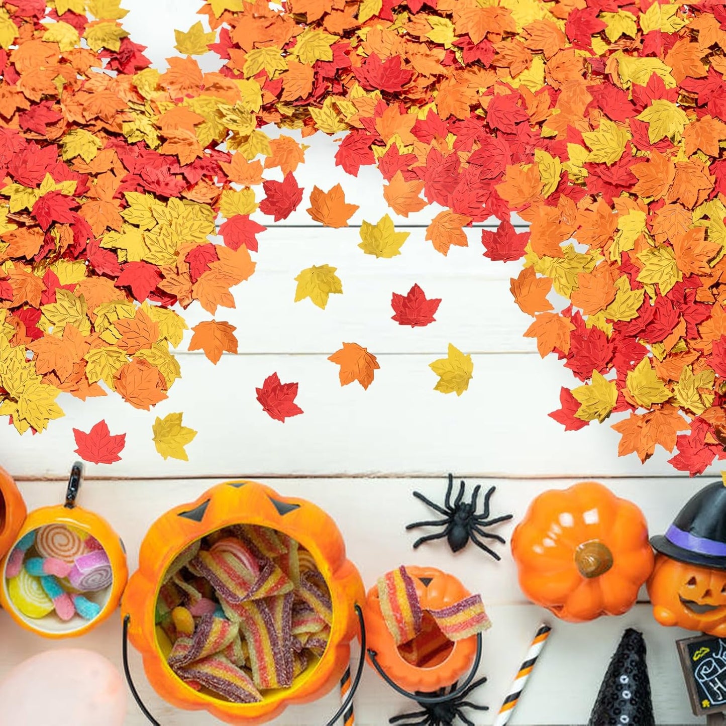 Fall Maple Leaf Confetti Decorations, Thanksgiving Metallic Foil Maple Leaves Table Confetti Glitter Sprinkles Sequin for Thanksgiving's Day Autumn Party Home Decoration, 800pcs/100g