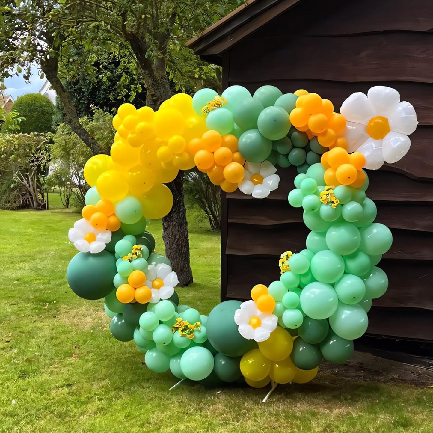 110pcs Yellow Balloons 12 Inch Latex Balloon Arch Kit for Birthday Baby Shower Anniversary Graduation Wedding Party Decorations