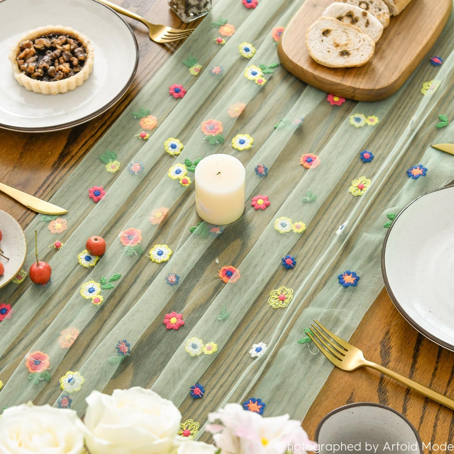 Artoid Mode Sage Green Embroidery Daisy Gauze Table Runner 120 Inch 10FT, Seasonal Sheer Dining Holiday Wedding Birthday Table Decor for Home Party