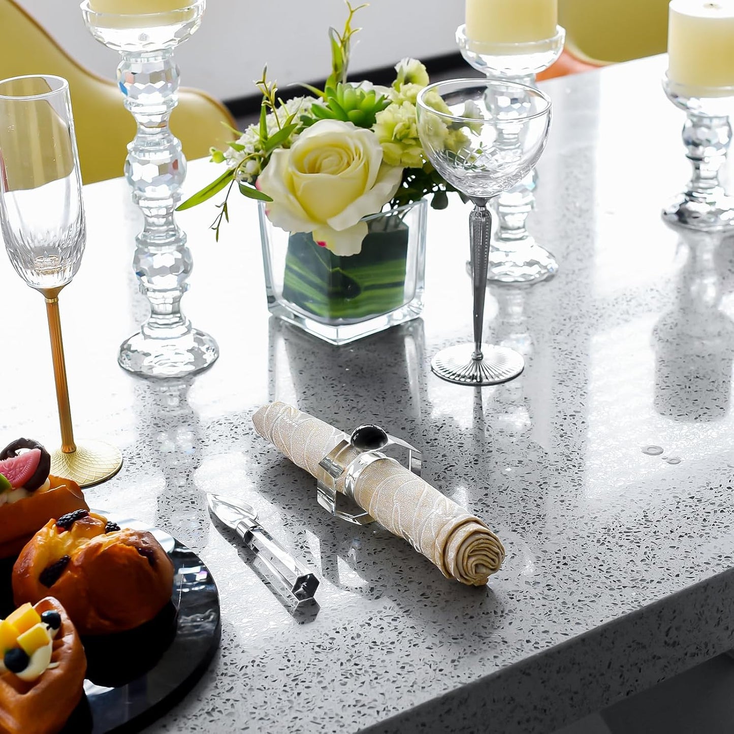 Crystal Napkin Rings Holder Silver Diamond Napkin Rings Pack of 6 Pieces,Hotel Restaurant Wedding Party Holiday Banquet Dining Table Decor