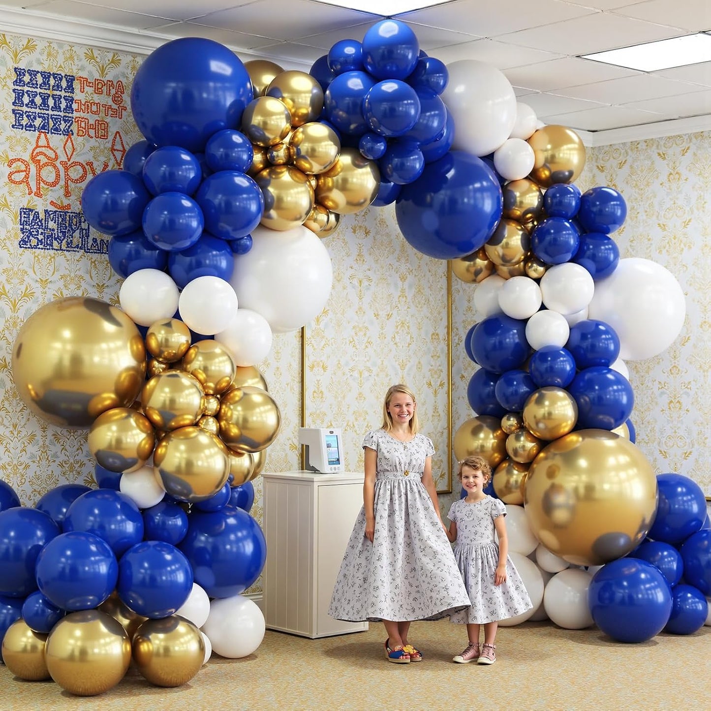 412Pcs Royal Blue and Gold Balloons Arch Garland Kit,5 10 12 18 inch blue and gold balloons for Anniversary Wedding New Year Birthday Party Decorations