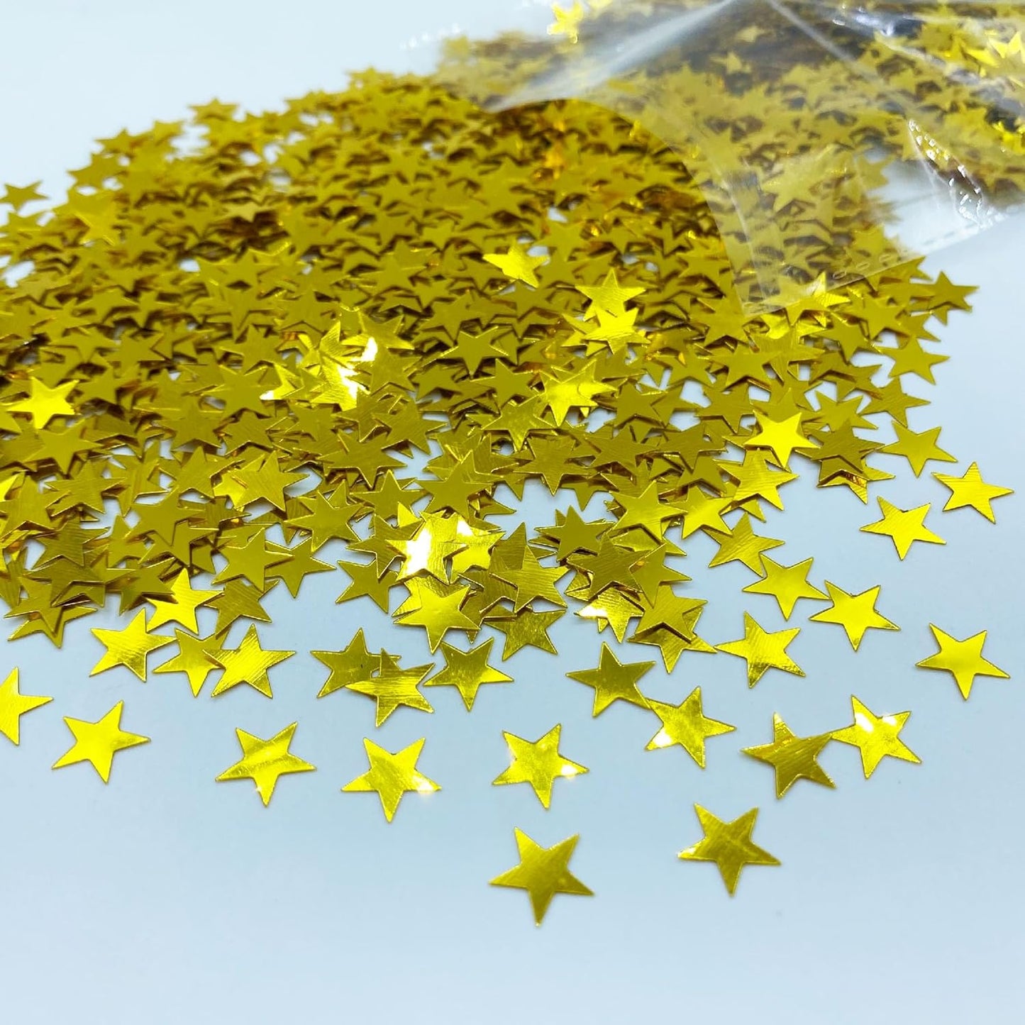 Confetti Star Glitter Sequins Table Confetti Metallic Foil Star for Wedding Birthday Festival Engagemetn Christamas New Year Theme Party Celebrations Favor Party Supplies(Gloden Star10mm)