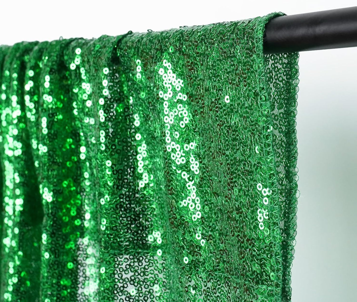Poise3EHome Green Sequin Backdrop, 6FT x 8FT Green Sequin Photography Backdrop Curtain for St. Patrick's Day Party Decoration