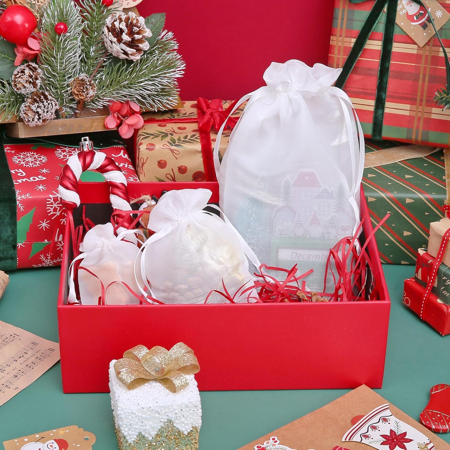 QIANF 20 Pcs White Small Organza Bags 6X9 inch for Wedding Favors with Drawstring, Mini Mesh Gift Bags Jewelry Pouch for Candy Bridal Shower Party Favor Baby Shower Christmas