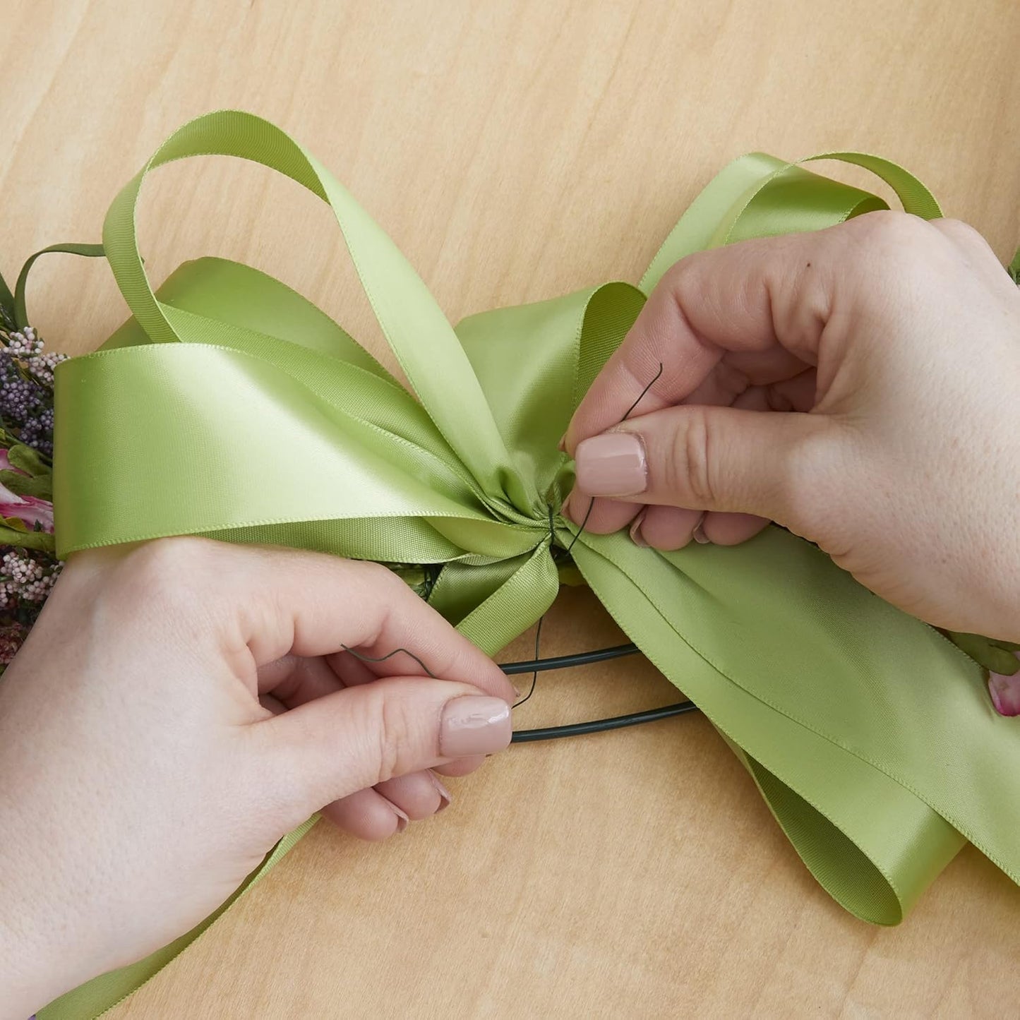 FloraCraft 22 Gauge Floral Wire 0.5 Pound Spool Green