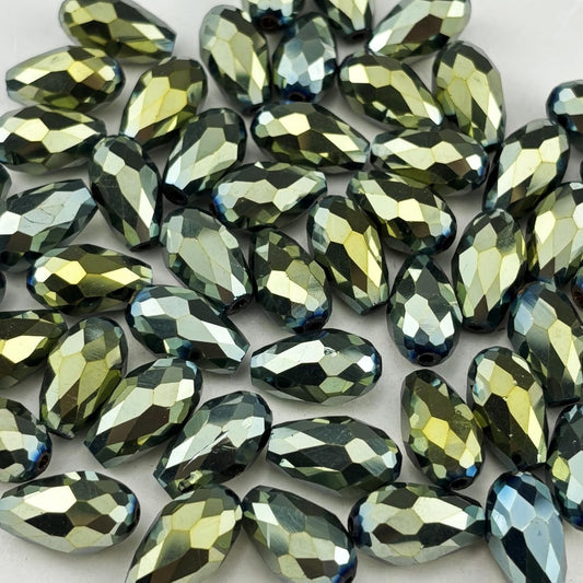 100pcs 8x12mm Teardrop Crystal Glass Beads for Jewelry Making, Faceted Vertical Hole Teardrop Glass Spacer Beads for Wind Chimes Bracelet Earring Necklace DIY Craft(Green Light)