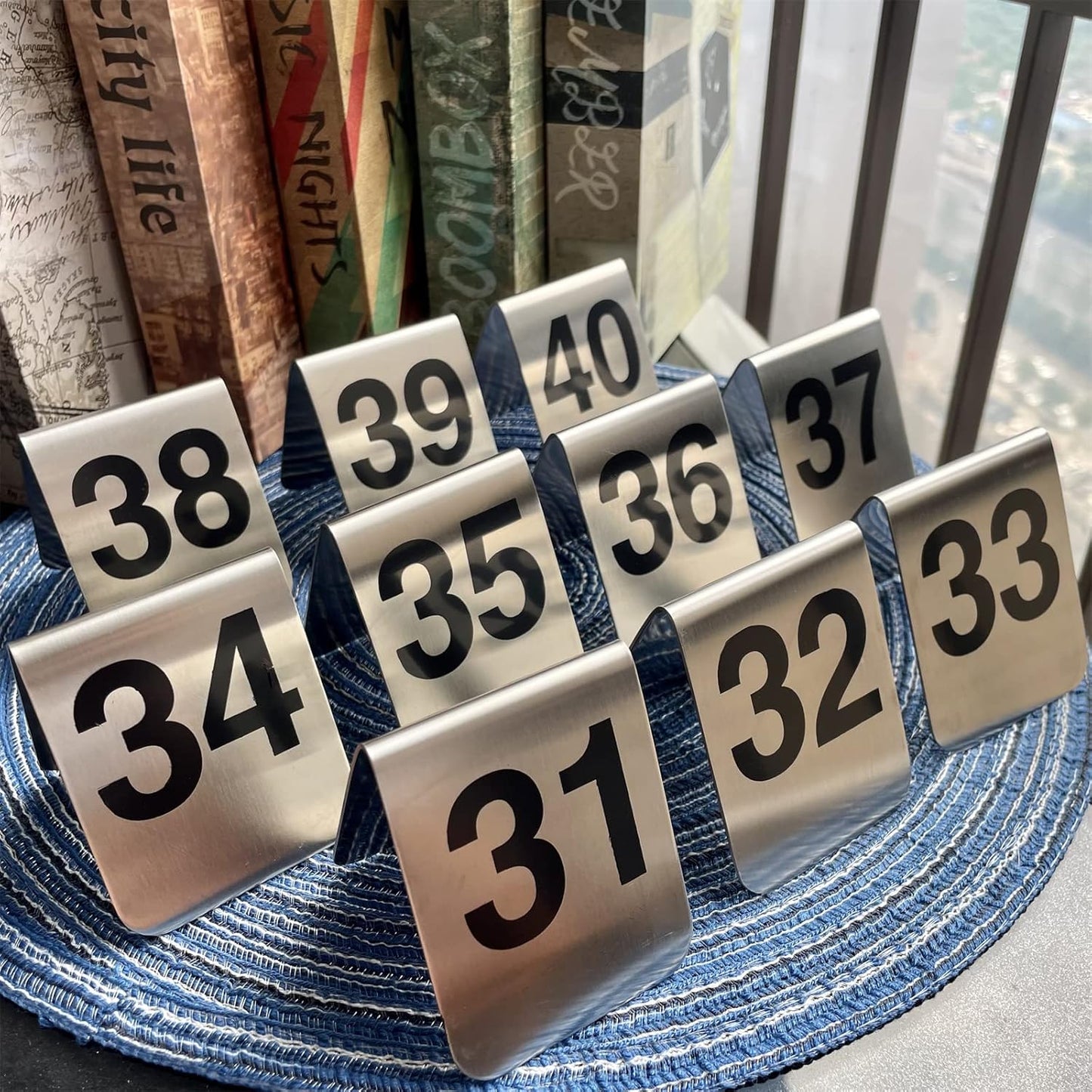 10 Pcs Metal Place Cards Stackable Tent Style Table Numbers，Place Card Holders for Celebration Wedding Party Restaurants Cafes Bars Gatherings meeting Room Board Game Serial (Medium 31-40, Black)
