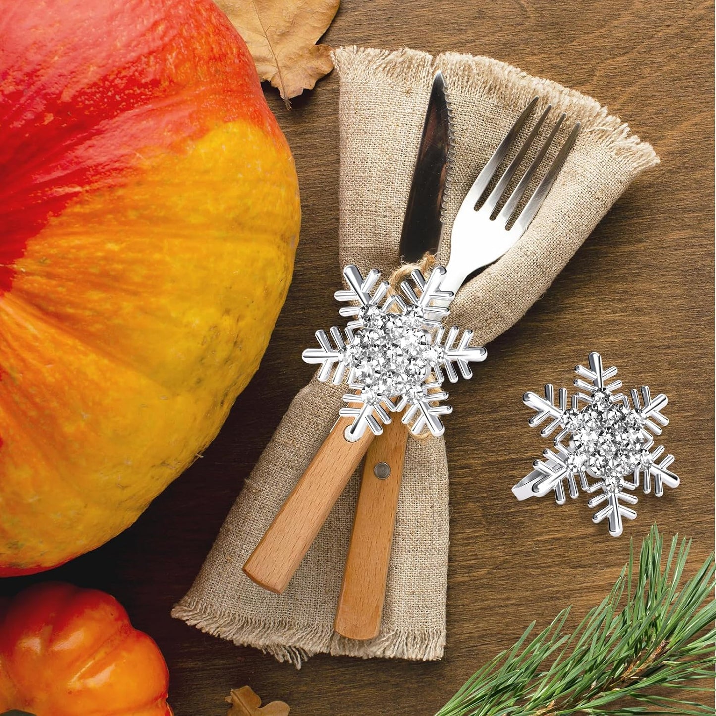 Halatool Christmas Napkin Rings Set of 8, Silver Snowflake with White Rhinestone Napkin Holder for Christmas Thanksgiving Winter Holiday Place Setting, Weddings, Party Table Decoration