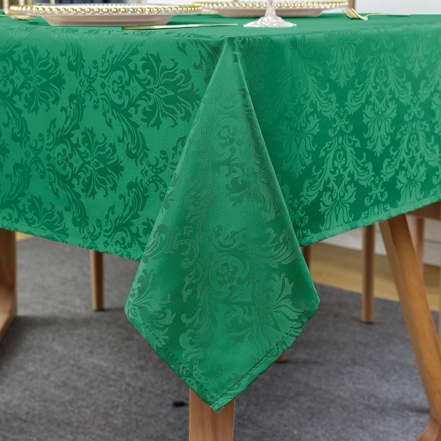 SASTYBALE Rectangle Jacquard Tablecloth, Damask Table Cloth SpillProof Wrinkle Resistant Tablecloths, Soft Polyester Oblong Table Cover for Kitchen, Dinner, Parties (Dark Green, 60X102)