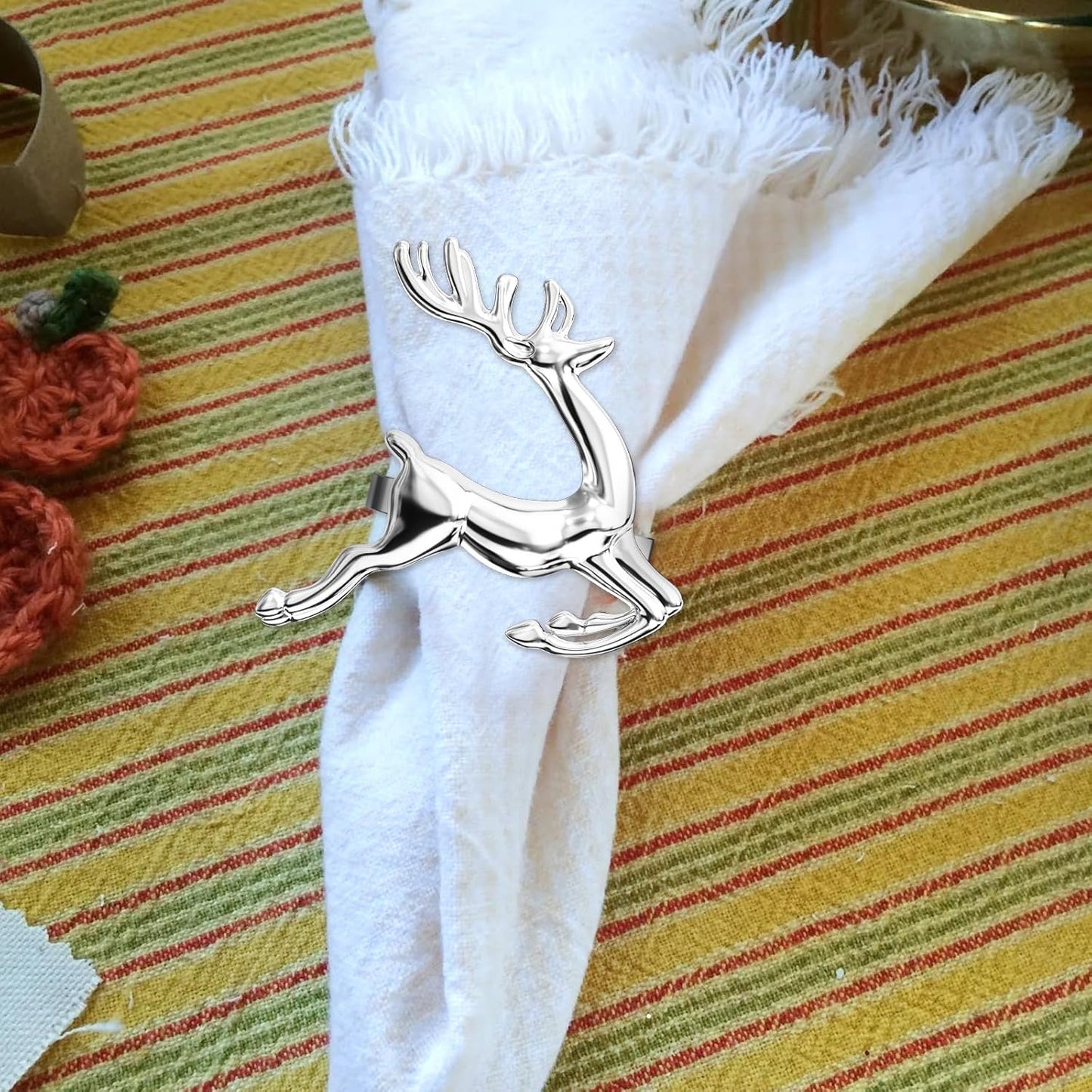 ZeeDix Silver Reindeer Christmas Napkin Rings Set of 8, Napkin Holder Ring for Christmas Dinner Table Decor Cloth Napkins, Wedding Receptions, Holiday Party, Banquet and Home Kitchen