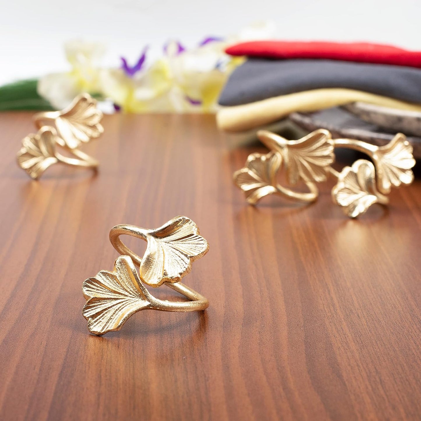 Decorative Gold Napkin Rings Set of 10 - Ginkgo Leaf Lightweight Metal Napkin Holders for Wedding Party Holiday Banquet Christmas Dinner Delicate Serviette Buckles Decor - CLEENTABLE