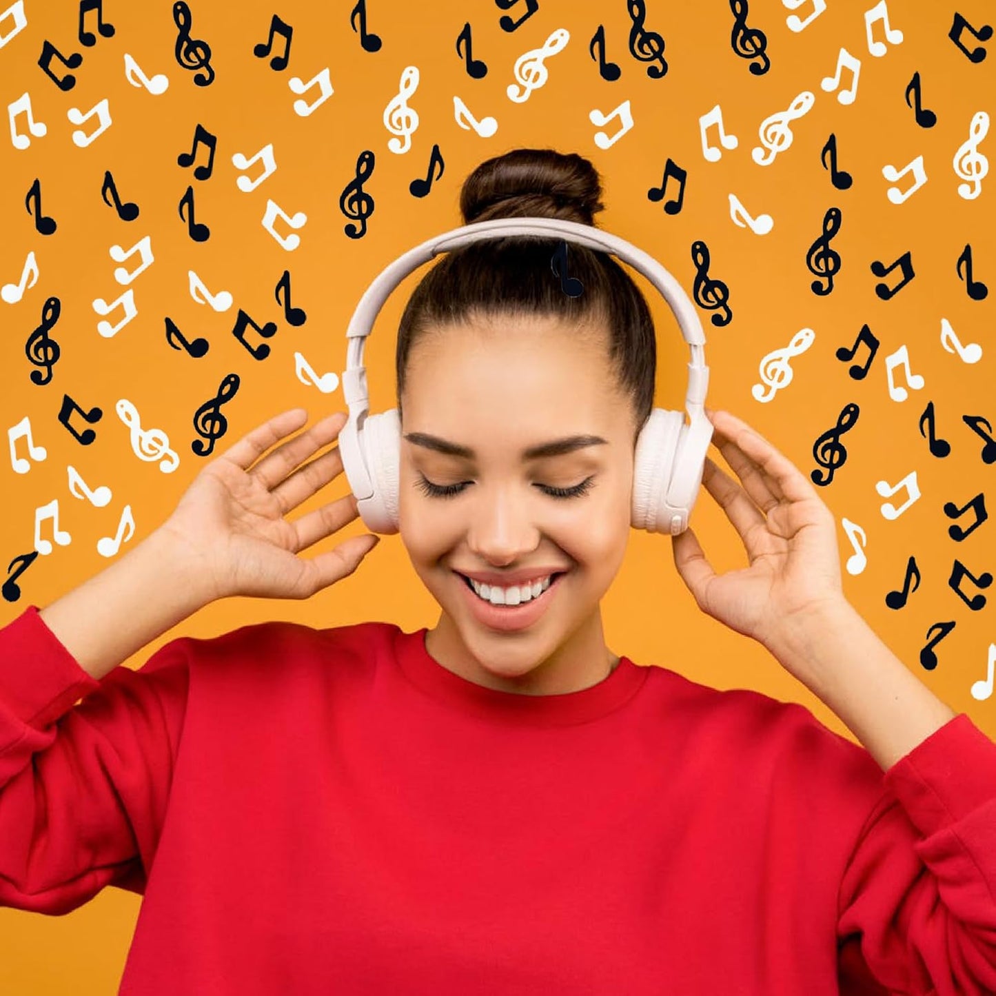 Confetti Musical Notes Sequins Table Musical Clef Cutout Metallic Foil Sprinkles or DIY Music Party Birthday Wedding Engagement Baby Shower Party Decoration Supplies (3 style Black White)