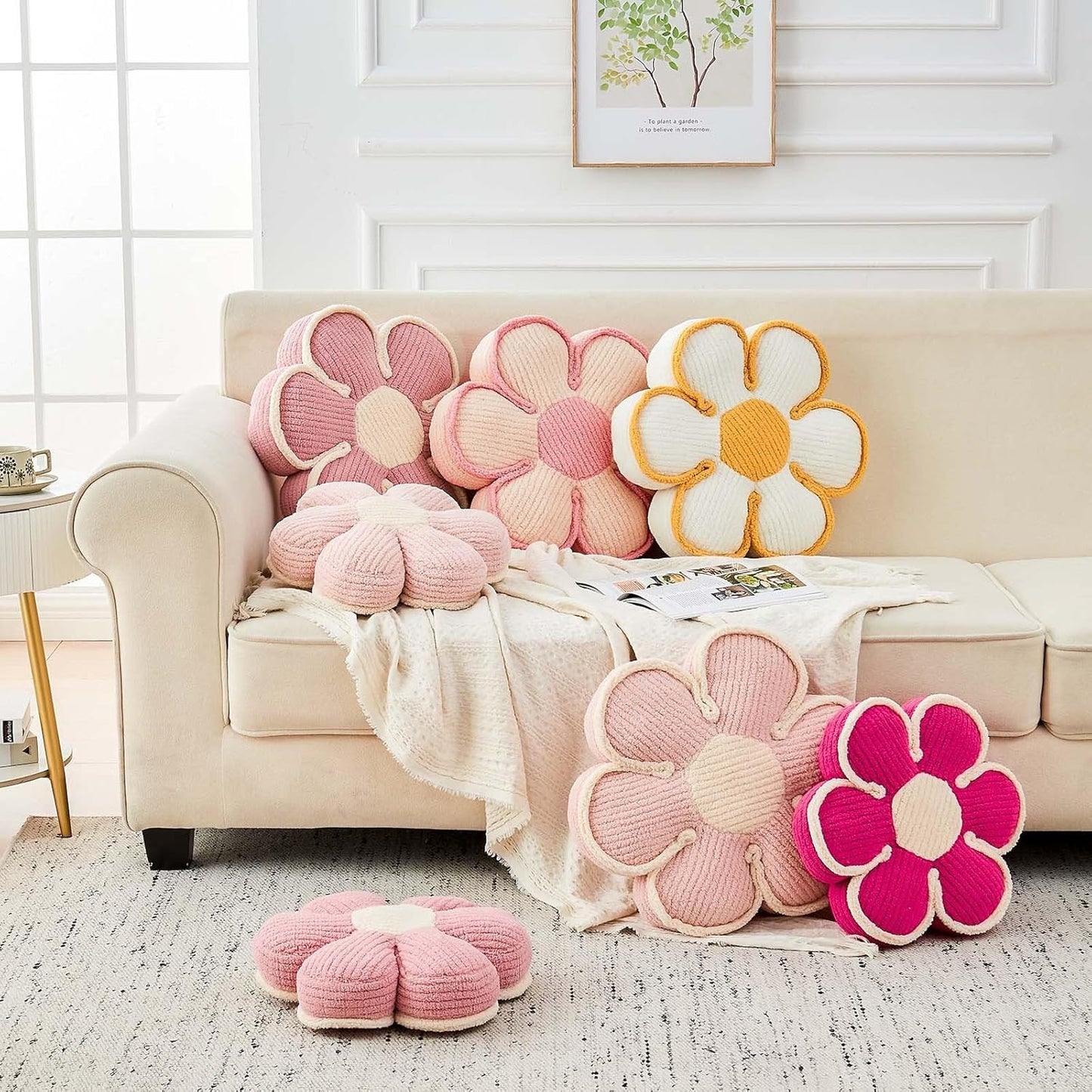 Flower Pillow, Soft Flower Decorative Throw Pillow, Cute Daisy Flower Shaped Seating Floor Cushion Room Décor Plush Pillows for Sofa Couch Bed (17.7 Inch, Pink)