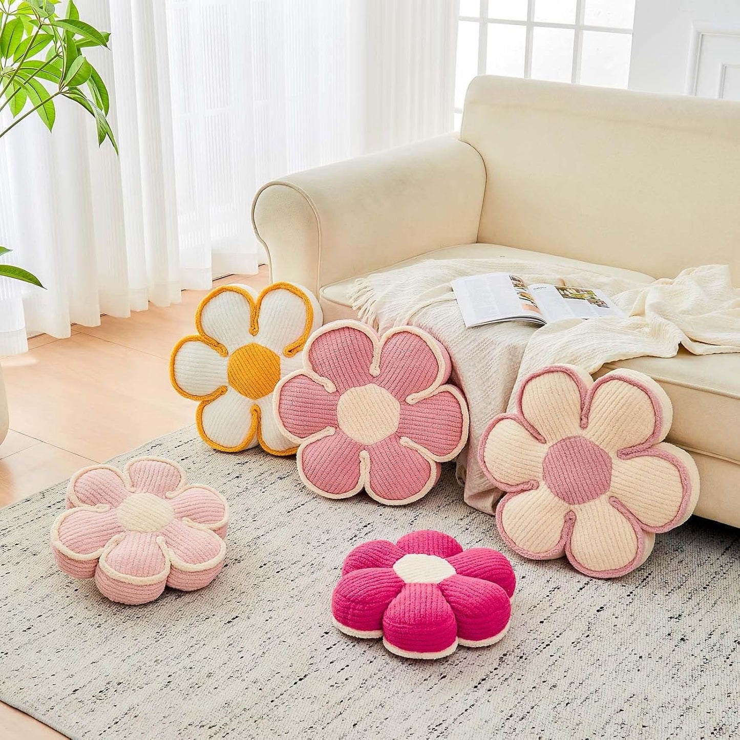 Flower Pillow, Soft Flower Decorative Throw Pillow, Cute Daisy Flower Shaped Seating Floor Cushion Room Décor Plush Pillows for Sofa Couch Bed (13.7 Inch, Hot Pink)