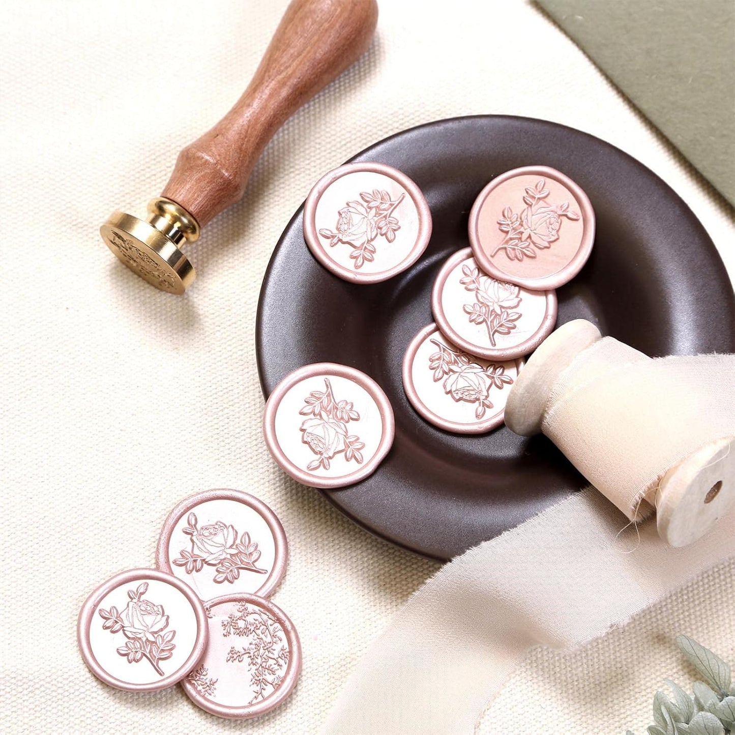 UNIQOOO Metallic Champagne Rose Glue Gun Sealing Wax Sticks for Wax Stamp, Wedding Invitation, Card Envelope, Snail Mail, Wine Package, Gift, Pack of 8