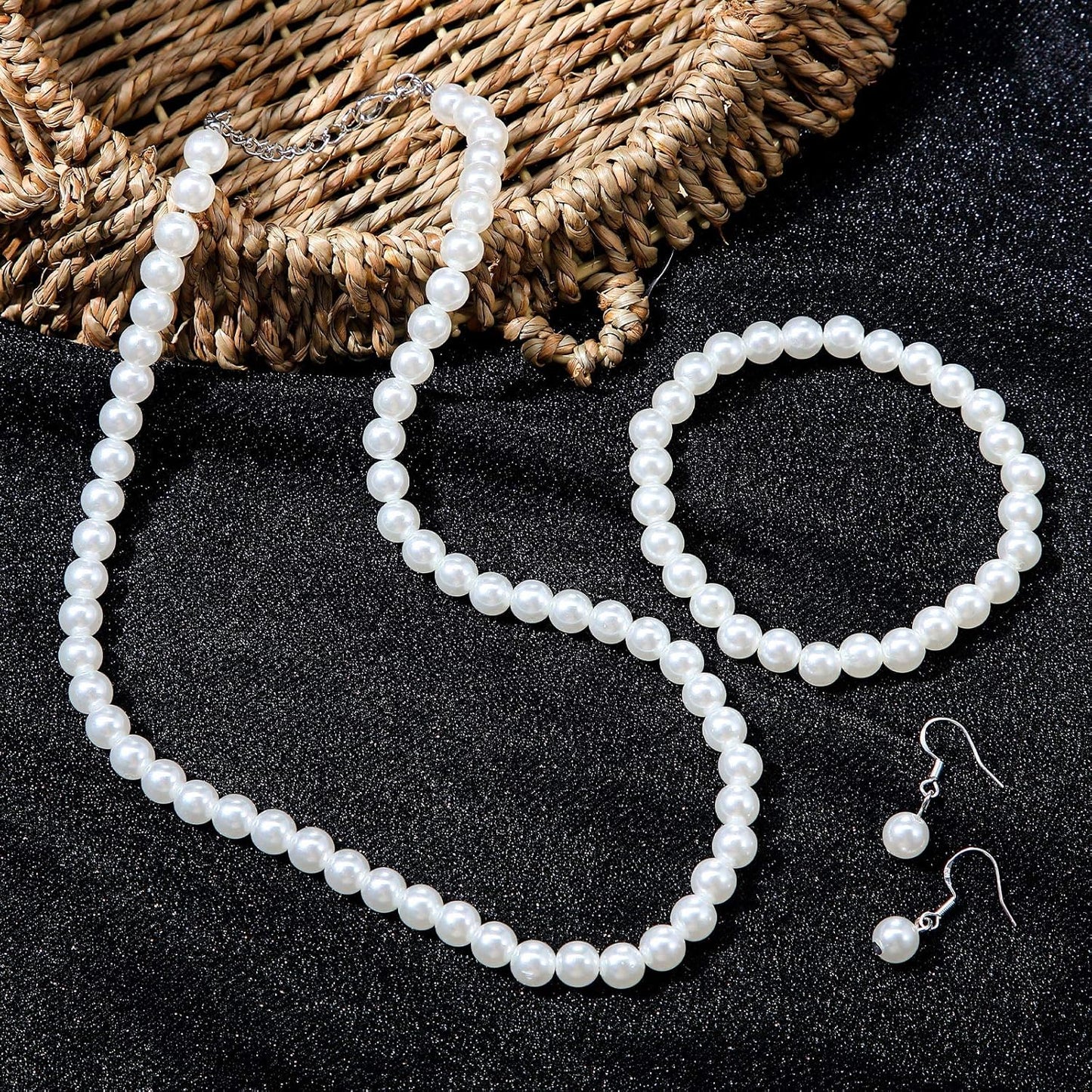 4 Pcs 1920s Faux Pearl Costume Jewelry Set for Women Halloween Simulated Necklace Bracelet Earrings for Wedding