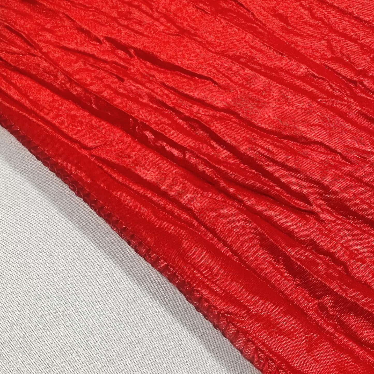 YOUR CHAIR COVERS - 90 x 132 inch Rectangular Crinkle Taffeta Tablecloth - Red, Rectangle Table Linens for 6 ft Rectangular Tables, Wedding Crushed Table Cloth