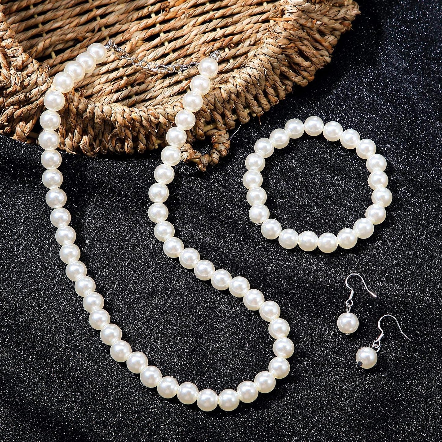 4 Pcs 1920s Faux Pearl Costume Jewelry Set for Women Halloween Simulated Necklace Bracelet Earrings for Wedding